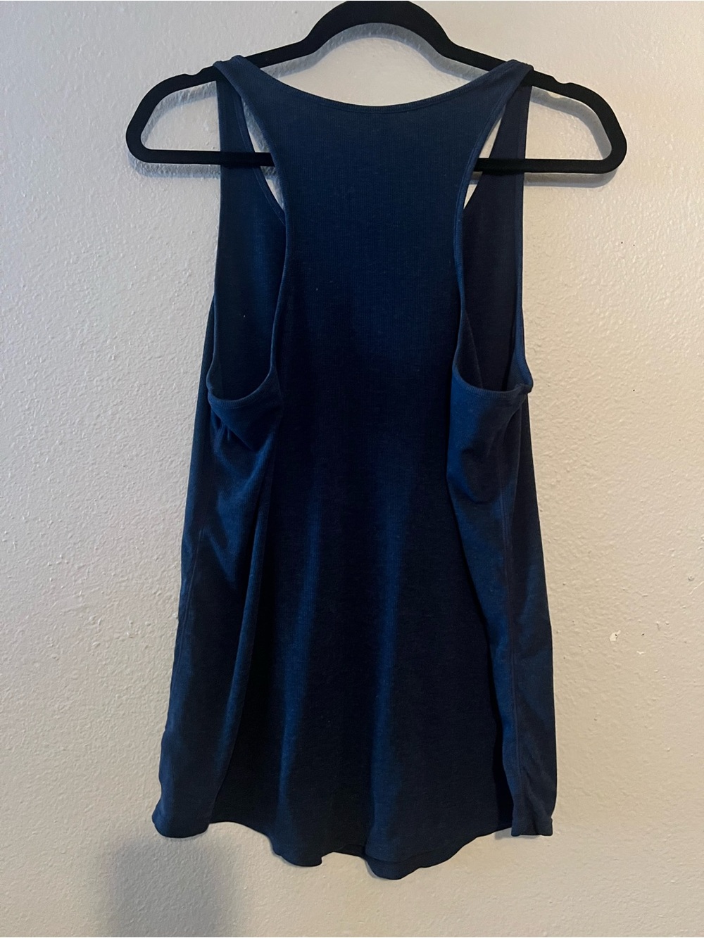 GAP Navy Scoop Neck Athletic Tank - Picture 2 of 4